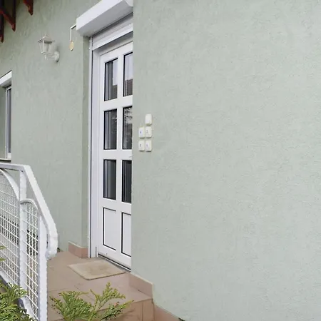 Two-bedroom In バラトンレッレ